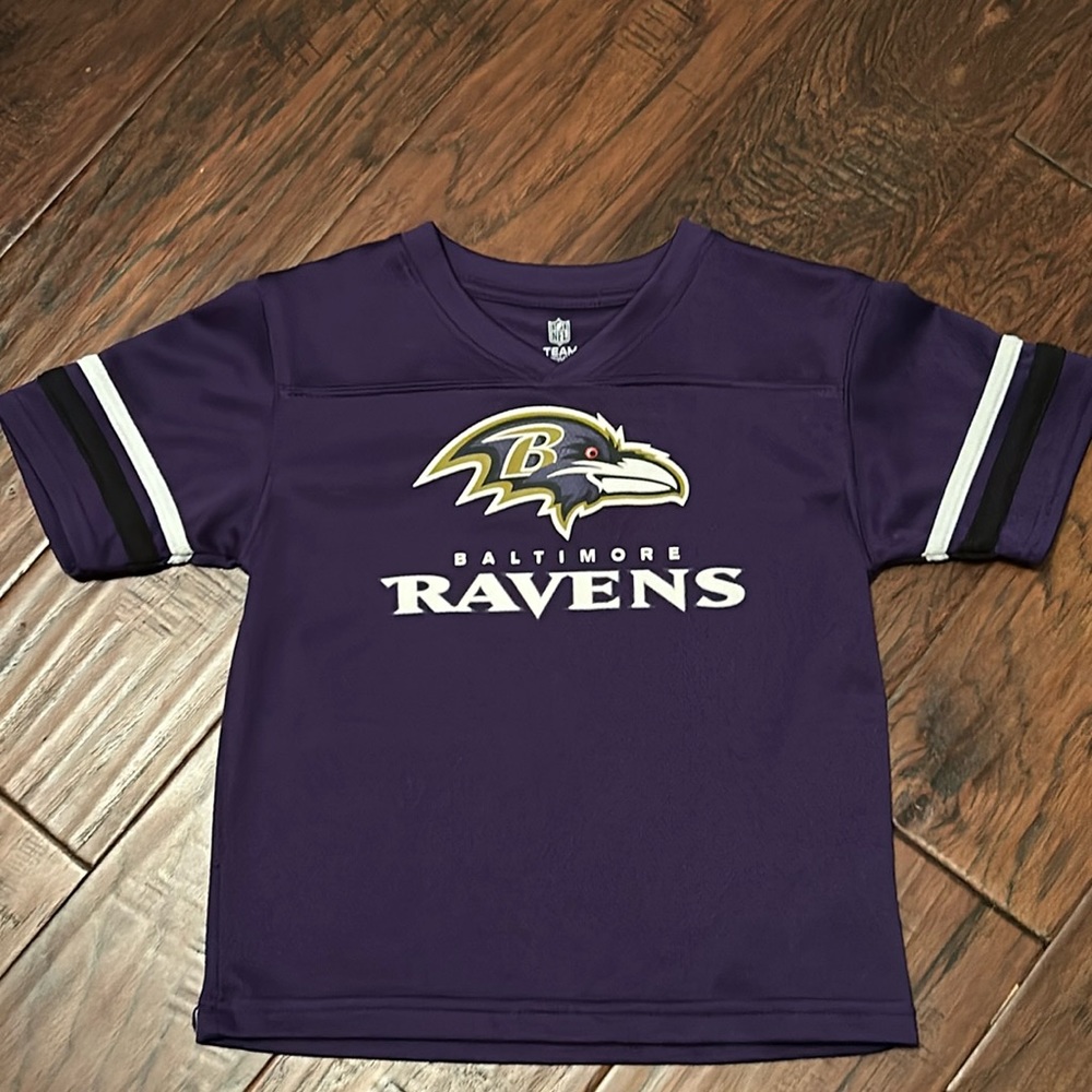 NFL Team Apparel. Baltimore Ravens Jersey. Size 3T